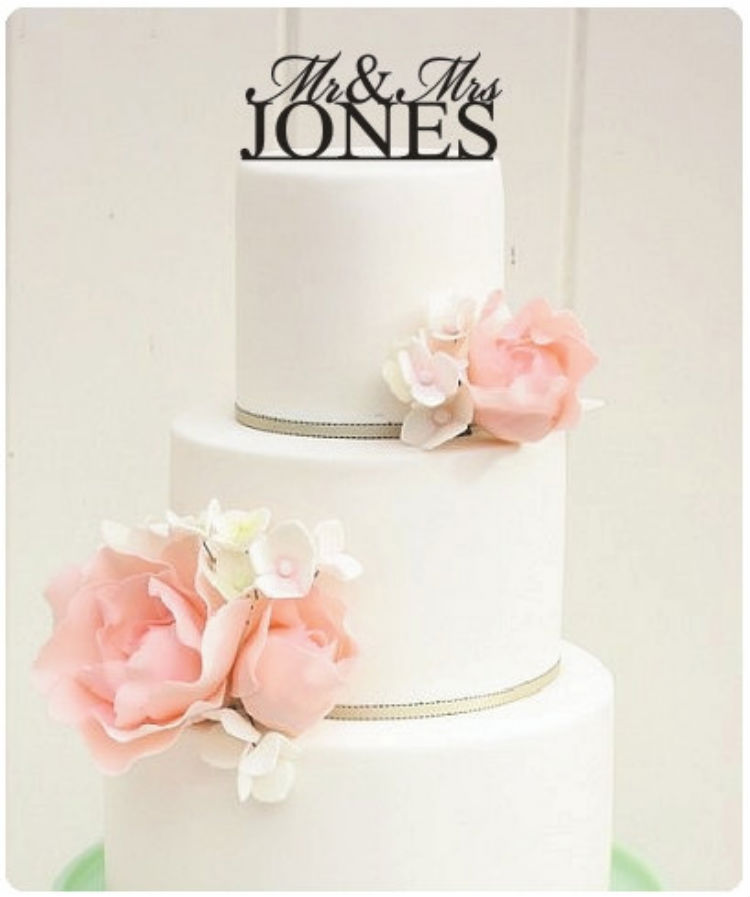 monograma-com-sobrenome-do-casal.jpg.pagespeed.ce.s6lDpDdrRP