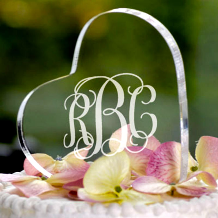 monograma-em-uma-moldura.jpg.pagespeed.ce.jipV3fc9Pg